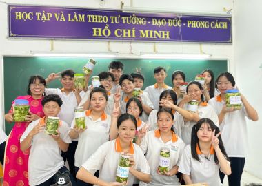 ÁP DỤNG GIÁO DỤC STEM VÀO DẠY HỌC - CHỦ ĐỀ XÂY DỰNG QUY TRÌNH MUỐI CHUA RAU CỦ SINH HỌC 10 THPT